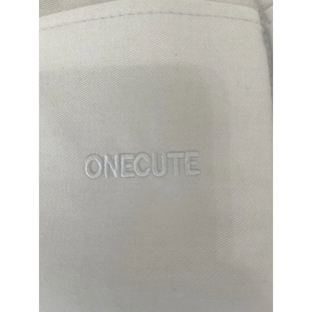 Onecute zippered dog